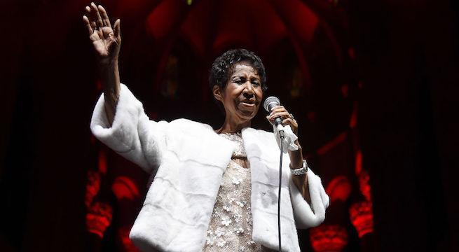 Mariah Carey Sends Prayers for 'Gravely Ill' Aretha Franklin